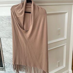 Olivaceous brand Poncho